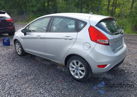 2012 Ford Fiesta Se z USA, uszkodzony, nr VIN 3FADP4EJ0CM117204